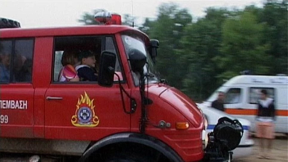 Μεγάλη πυρκαγιά στην Πάρο σε εξέλιξη